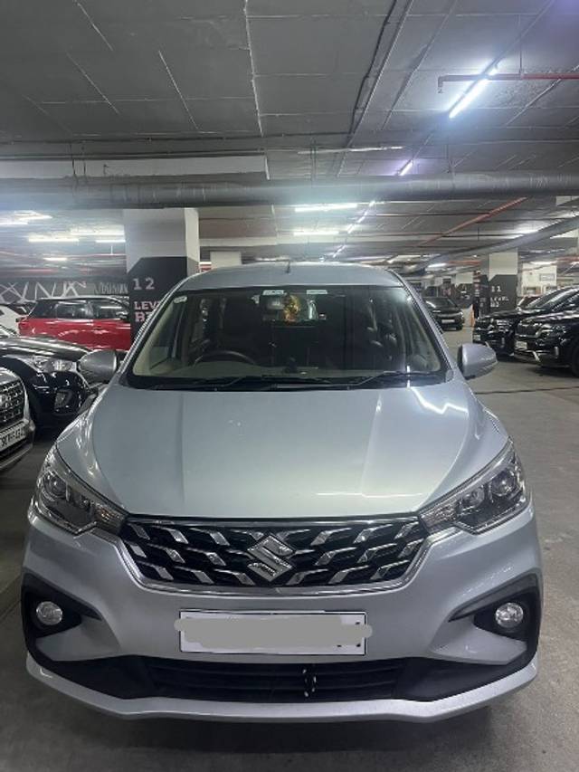 https://images10.gaadi.com/usedgaadi-sellcar/UsedCar/e515fe99a/4aa04e6d-3314-4963-8ca2-3bdbf68d3eff.jpeg?imwidth=6400