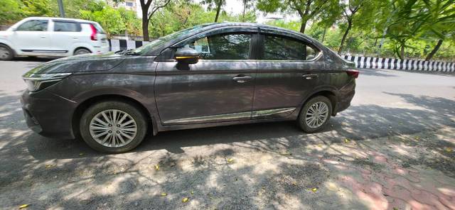 https://images10.gaadi.com/usedgaadi-sellcar/UsedCar/e5160131a/82949555-c441-49e1-a645-13b850b999df.jpg?imwidth=6401