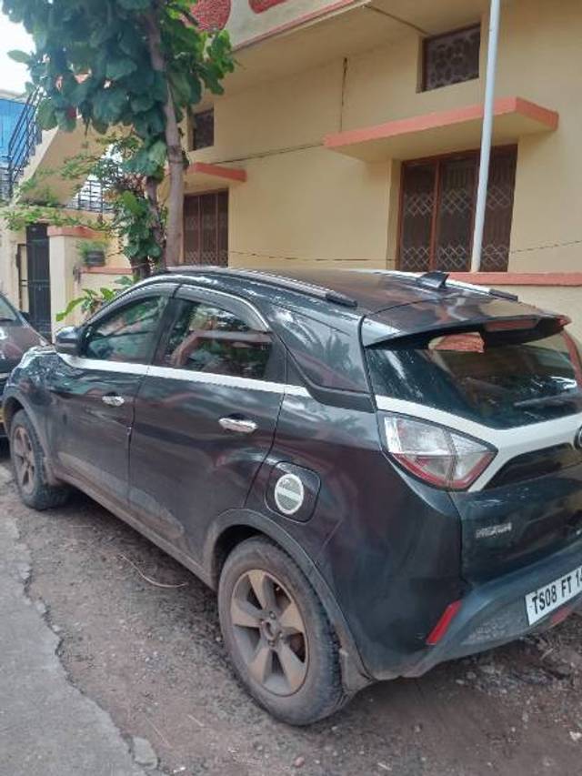 https://images10.gaadi.com/usedgaadi-sellcar/UsedCar/e516340ca/38427207-c155-4ef8-b4ab-2251b92f2794.jpg?imwidth=6401