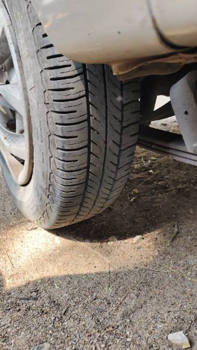 https://images10.gaadi.com/usedgaadi-sellcar/UsedCar/e5168dc3a/e67fe66c-c32e-44ee-91c2-74af05effd99.jpeg?imwidth=6402