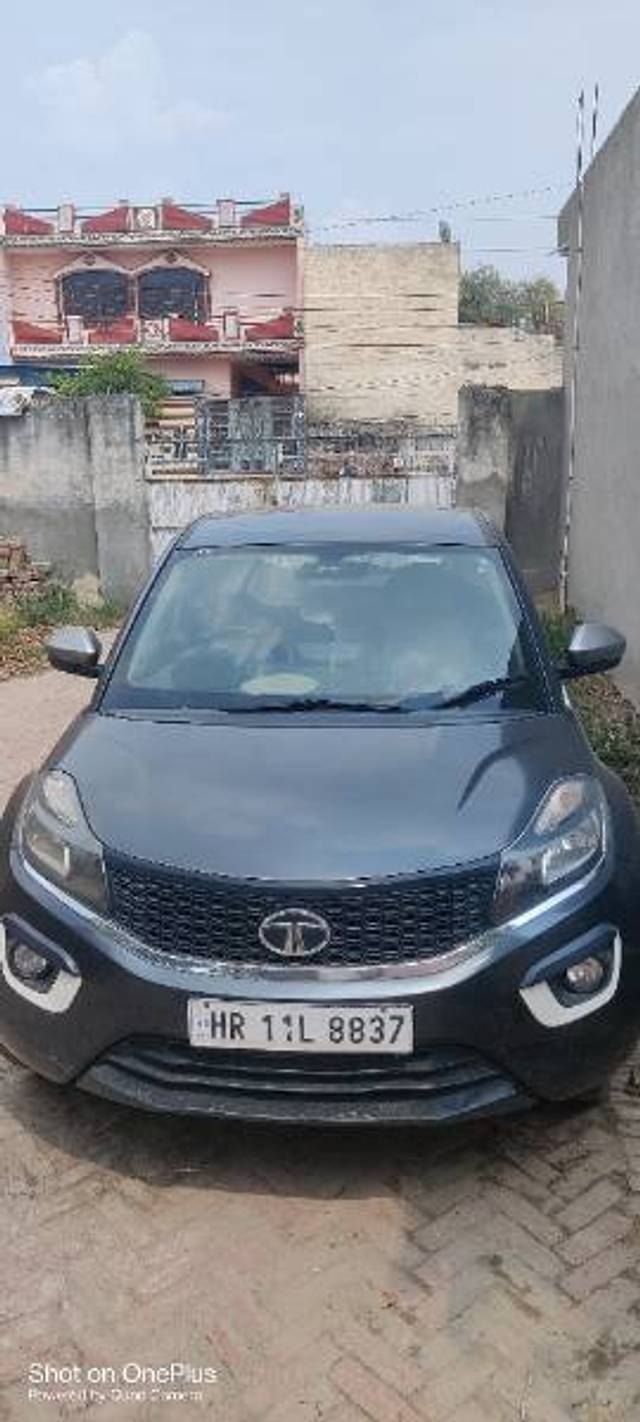 https://images10.gaadi.com/usedgaadi-sellcar/UsedCar/e51791b4a/cce407a1-ae7e-4821-9e70-19c3073e57b5.jpg?imwidth=6400