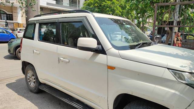 https://images10.gaadi.com/usedgaadi-sellcar/UsedCar/e517ac27a/bf257885-c29b-47e8-9959-87ad46c90ddc.jpg?imwidth=6400