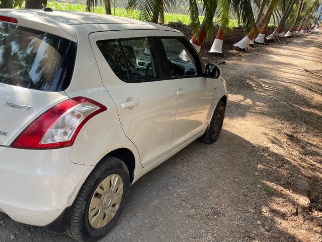https://images10.gaadi.com/usedgaadi-sellcar/UsedCar/e517b3a4a/3e967715-57f8-415d-bbc3-0a8d3d99395d.jpeg?imwidth=6401