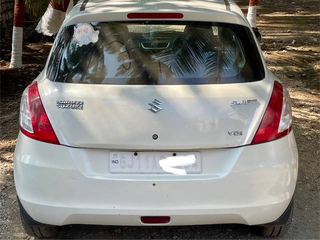 https://images10.gaadi.com/usedgaadi-sellcar/UsedCar/e517b3a4a/d2e285de-e1c9-4032-b780-b816b5bca8d5.jpeg?imwidth=6402