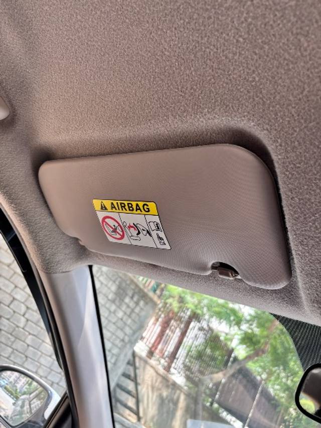 https://images10.gaadi.com/usedgaadi-sellcar/UsedCar/e517bf17a/32ae2434-0e51-44c5-ac62-6c6443cd9817.jpeg?imwidth=6401