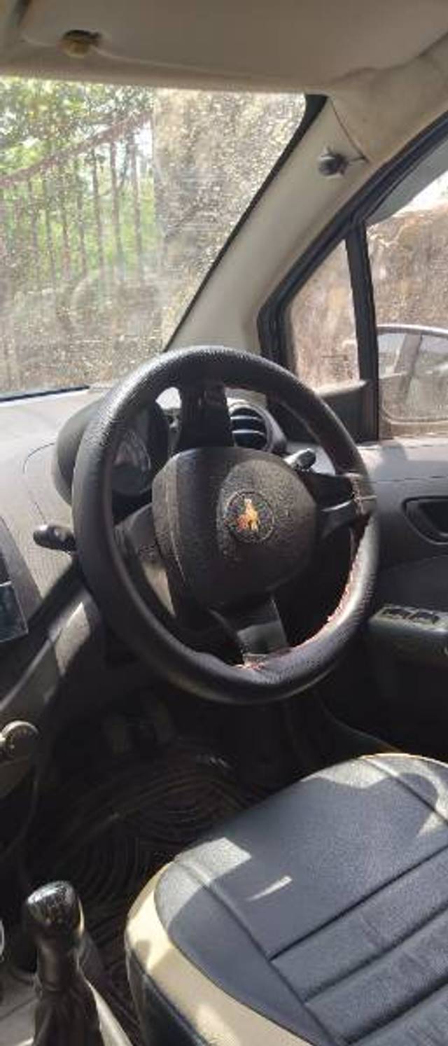 https://images10.gaadi.com/usedgaadi-sellcar/UsedCar/e517c36fa/bc949f72-5bbd-4b3a-b01a-3470a15781cb.jpg?imwidth=6402