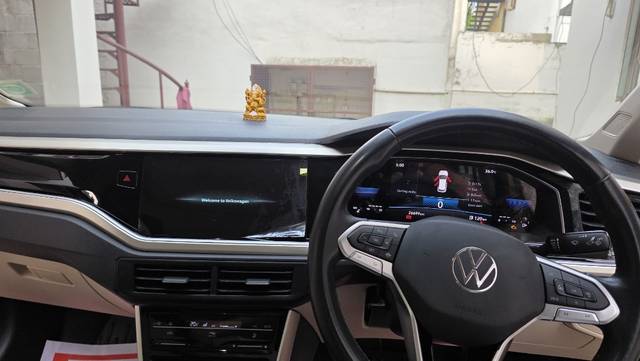 https://images10.gaadi.com/usedgaadi-sellcar/UsedCar/e518605aa/cfe0e1f8-7ef3-4b8d-be22-bcc179f1c765.jpeg?imwidth=6402