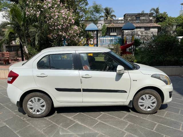 https://images10.gaadi.com/usedgaadi-sellcar/UsedCar/e51879d8a/2538df3d-0562-4de5-b439-e57258a0bca5.jpeg?imwidth=6401