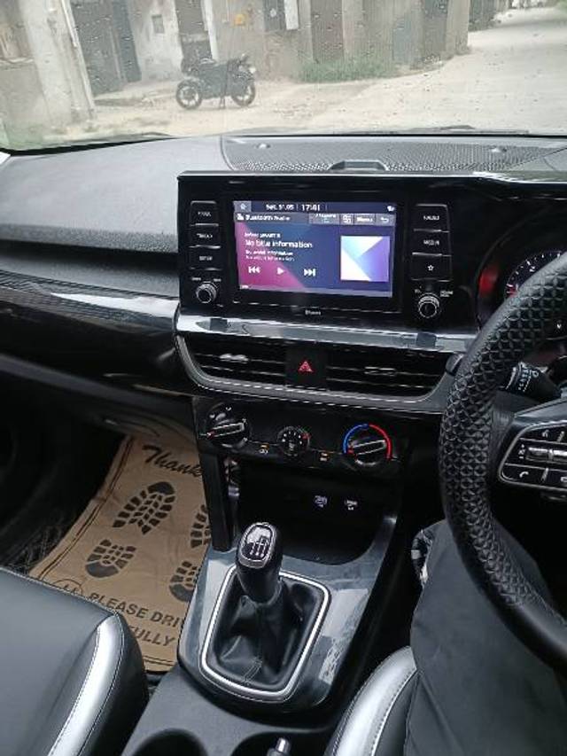 https://images10.gaadi.com/usedgaadi-sellcar/UsedCar/e51901b9a/2c0bd49f-5707-412b-9c10-e792caa5729d.jpg?imwidth=6401