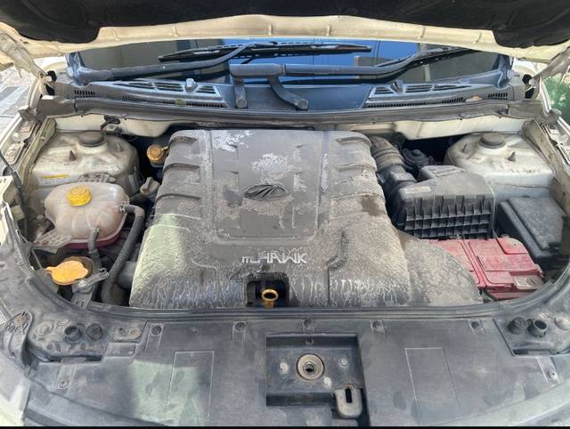 https://images10.gaadi.com/usedgaadi-sellcar/UsedCar/e5192492a/80570768-b0f4-4569-a952-a9e36557960e.jpeg?imwidth=6401