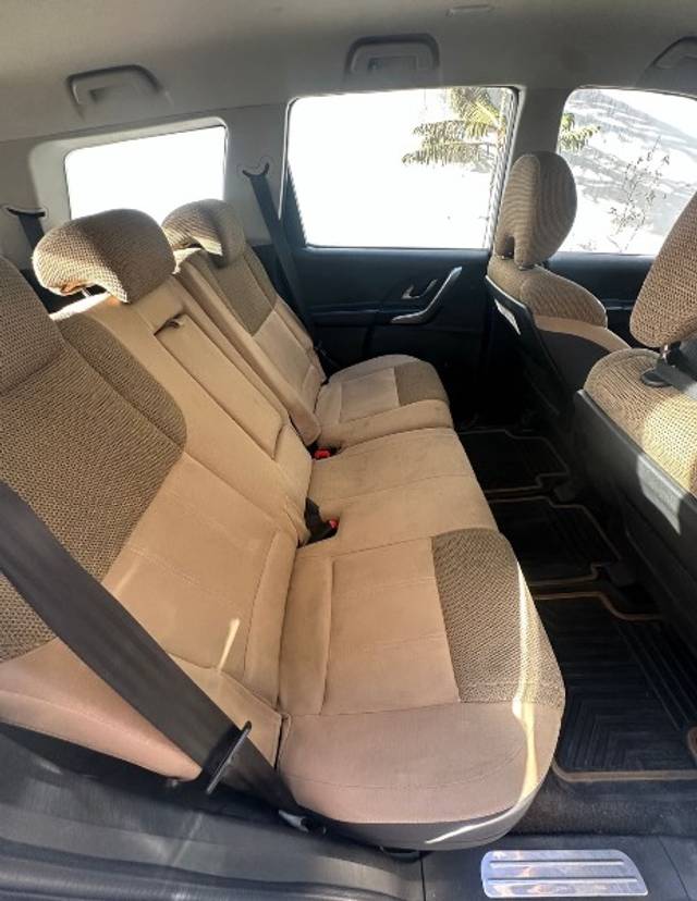 https://images10.gaadi.com/usedgaadi-sellcar/UsedCar/e5192492a/8b0eb8d7-1a17-4ff8-b75f-1c4e0ad14ed8.jpeg?imwidth=6402