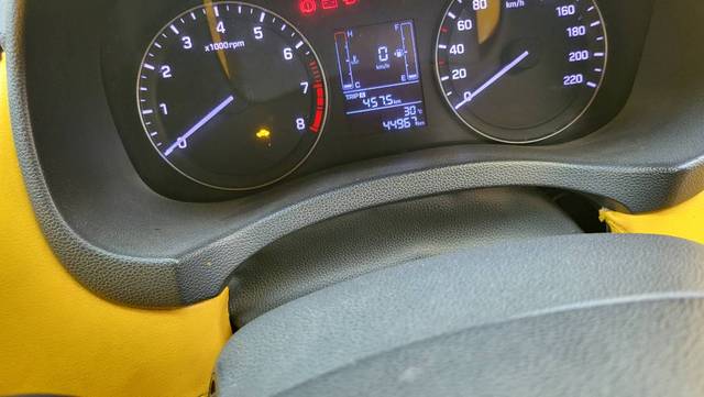 https://images10.gaadi.com/usedgaadi-sellcar/UsedCar/e5193594a/0b86cd2a-101f-4c00-8593-8eed4df14e93.jpg?imwidth=6402