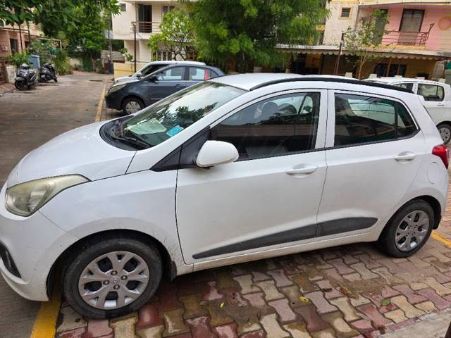 https://images10.gaadi.com/usedgaadi-sellcar/UsedCar/e5195bfaa/3d6a7cbd-46a6-48d2-8c48-bc326d0bbfae.jpg?imwidth=6400