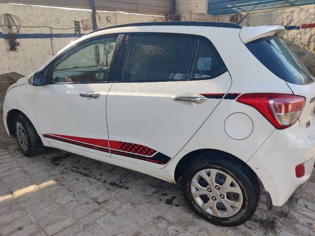 https://images10.gaadi.com/usedgaadi-sellcar/UsedCar/e51999e5a/1beabf66-804b-4640-aaba-5818c36e57f0.jpg?imwidth=6402