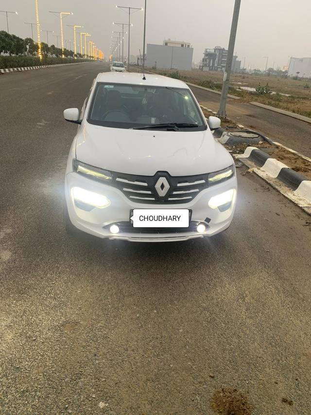 https://images10.gaadi.com/usedgaadi-sellcar/UsedCar/e51a6726a/9604b1a0-cfe3-40bb-b166-c300475d8752.jpg?imwidth=6401