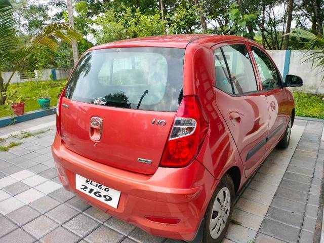 https://images10.gaadi.com/usedgaadi-sellcar/UsedCar/e51aad77a/09a12dd6-6de2-4428-ba4f-3c0b74f8690a.jpg?imwidth=6401