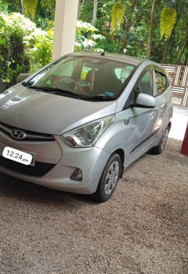 https://images10.gaadi.com/usedgaadi-sellcar/UsedCar/e51af703a/927381cf-8782-4916-9ad3-e25915c1aada.jpg?imwidth=6400