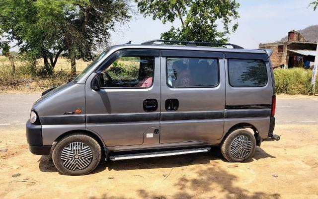 https://images10.gaadi.com/usedgaadi-sellcar/UsedCar/e51b2f99a/9628986f-e576-4a10-ad52-7a2ab0f45220.jpg?imwidth=6402