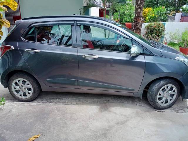 https://images10.gaadi.com/usedgaadi-sellcar/UsedCar/e51b386da/d56b636e-22a7-4a98-a778-b1d0ff737bd6.jpg?imwidth=6401