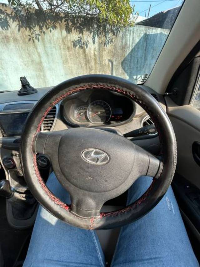 https://images10.gaadi.com/usedgaadi-sellcar/UsedCar/e51ba041a/b3603213-aaa0-449d-82ed-b1f048f0dc56.jpg?imwidth=6402
