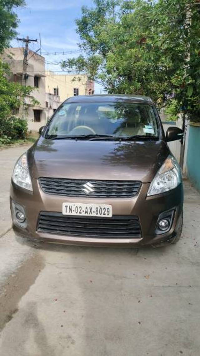 https://images10.gaadi.com/usedgaadi-sellcar/UsedCar/e51c100ba/de5dd106-9a1d-4a6d-8926-b82d163c08b4.jpg?imwidth=6400