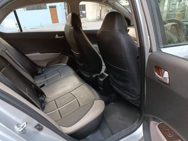 https://images10.gaadi.com/usedgaadi-sellcar/UsedCar/e51c5960a/6d914155-3207-4edc-b91c-6443e9d9f261.jpg?imwidth=6401