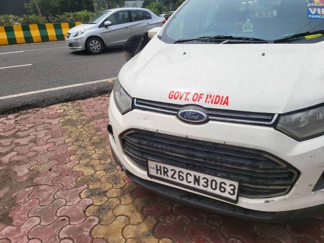 https://images10.gaadi.com/usedgaadi-sellcar/UsedCar/e51c654ea/00c70df3-2eea-48e5-8a2a-3b908c414149.jpg?imwidth=6402