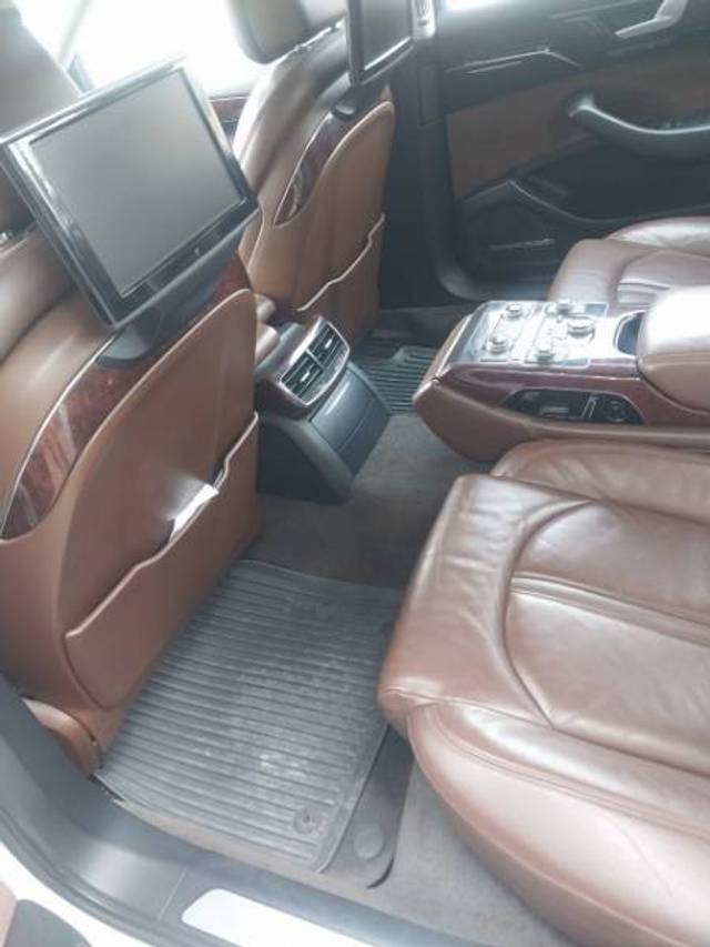 https://images10.gaadi.com/usedgaadi-sellcar/UsedCar/e51d148aa/48f79cc2-cf21-4fae-bec2-2b8c8a765d3e.jpg?imwidth=6402