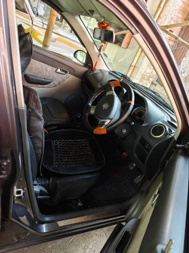 https://images10.gaadi.com/usedgaadi-sellcar/UsedCar/e51d2007a/417986ed-e8c9-4dd4-9679-f529f3346619.jpg?imwidth=6402
