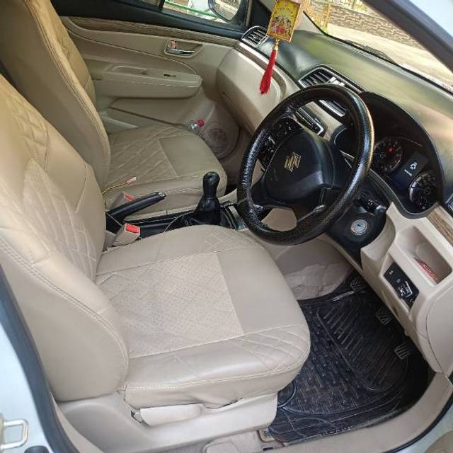 https://images10.gaadi.com/usedgaadi-sellcar/UsedCar/e51dfe20a/574e1f69-6b55-4c31-b71a-de2656ab6ce4.jpg?imwidth=6401