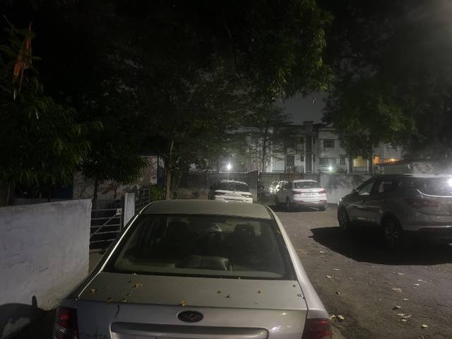https://images10.gaadi.com/usedgaadi-sellcar/UsedCar/e51f57fea/5dfc1c95-49a1-40f1-aac8-37b448461c28.jpg?imwidth=6402