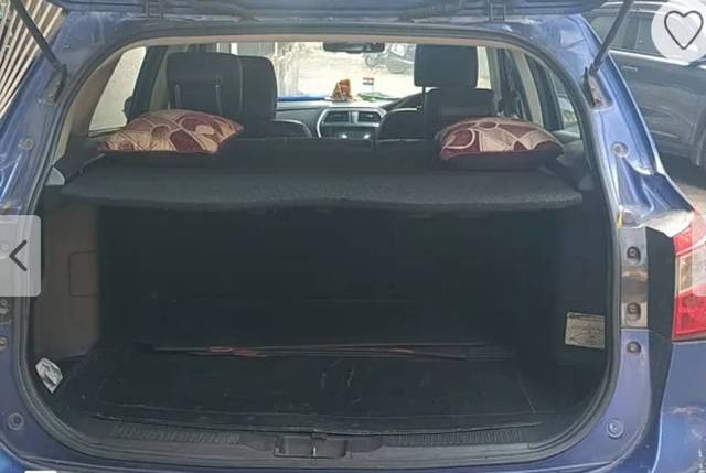 https://images10.gaadi.com/usedgaadi-sellcar/UsedCar/e51f7983a/04b9e5a4-60d2-466b-bc12-7ea38601ecdc.jpg?imwidth=6402