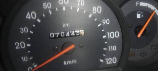 https://images10.gaadi.com/usedgaadi-sellcar/UsedCar/e51f8a80a/5cbd7b67-87f6-400e-875a-f3f9c2347b98.jpg?imwidth=6402