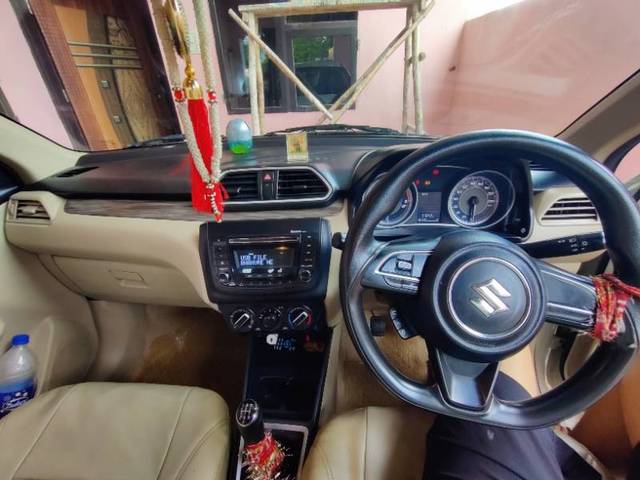 https://images10.gaadi.com/usedgaadi-sellcar/UsedCar/e51fc8eea/83ec7040-5257-4219-bc73-758c58747043.jpg?imwidth=6402