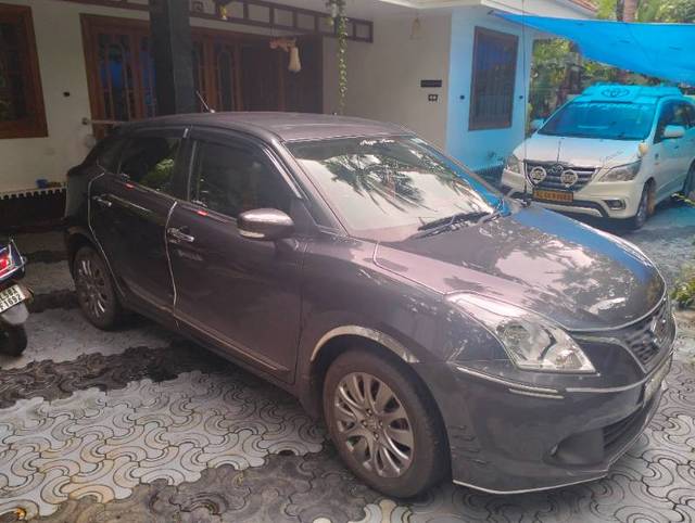 https://images10.gaadi.com/usedgaadi-sellcar/UsedCar/e52013dca/74d14af8-3904-4303-9b97-5e8e90db7779.jpg?imwidth=6401
