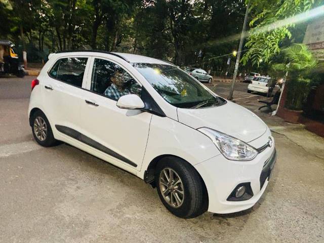 https://images10.gaadi.com/usedgaadi-sellcar/UsedCar/e5205ca3a/41788e8e-1e4d-4777-a6c0-adef1341cea9.jpg?imwidth=6400