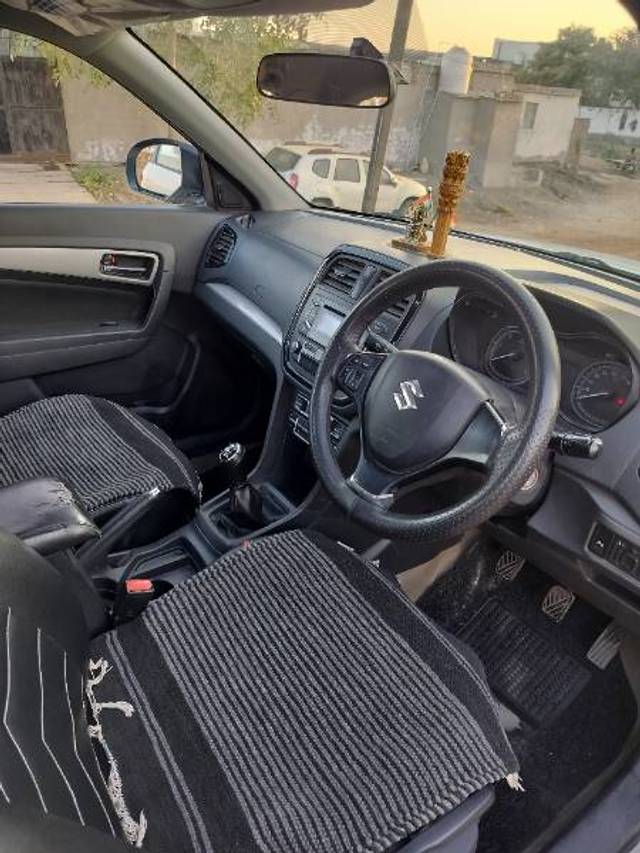 https://images10.gaadi.com/usedgaadi-sellcar/UsedCar/e520da12a/fc1b7568-b5ce-4ac7-867c-6c2345b0c826.jpg?imwidth=6402
