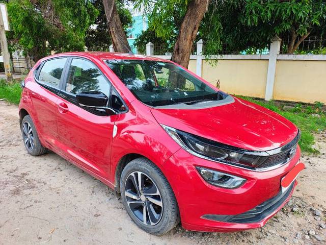https://images10.gaadi.com/usedgaadi-sellcar/UsedCar/e5213c83a/73391904-a329-4e21-bcf2-6766311e3d6f.jpg?imwidth=6400