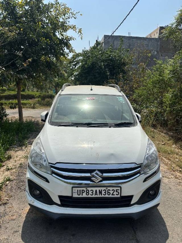 https://images10.gaadi.com/usedgaadi-sellcar/UsedCar/e521a04ba/a14309d5-1223-4b0e-968c-33ec06727ad8.jpeg?imwidth=6400