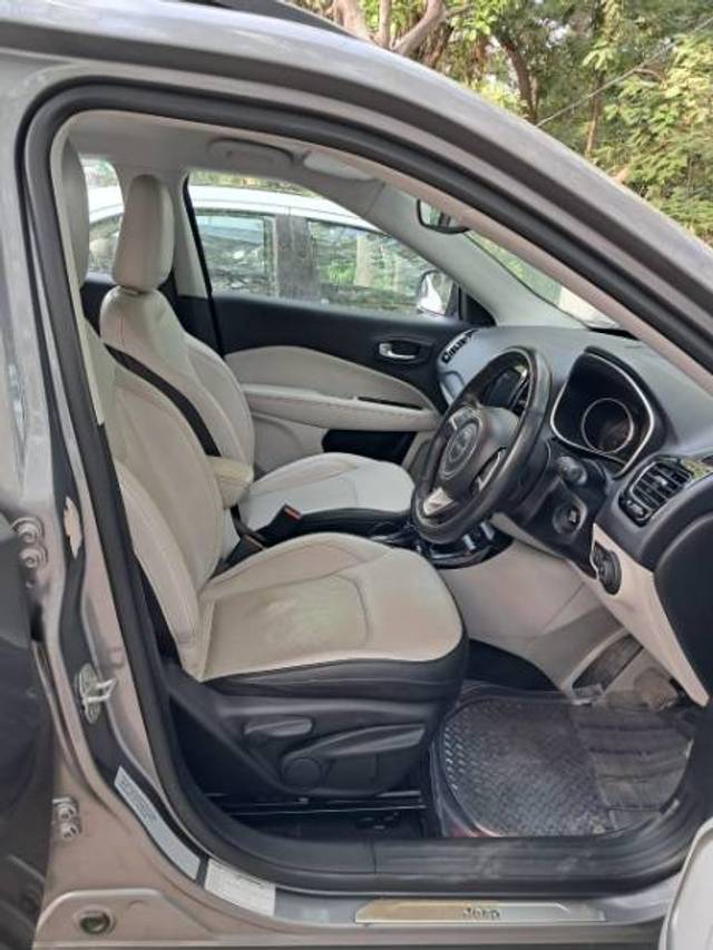 https://images10.gaadi.com/usedgaadi-sellcar/UsedCar/e521aeeca/97ad6550-62f6-4c80-b844-e1a79415341a.jpeg?imwidth=6401