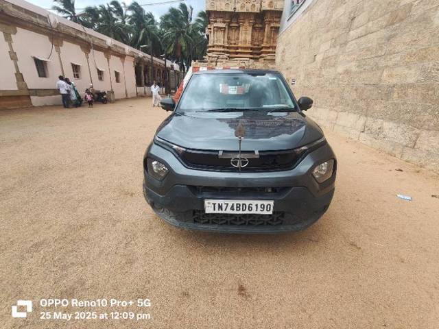 https://images10.gaadi.com/usedgaadi-sellcar/UsedCar/e52245d9a/37c3c376-a6b3-4ff0-bb72-8cd773dbf3b0.jpg?imwidth=6400