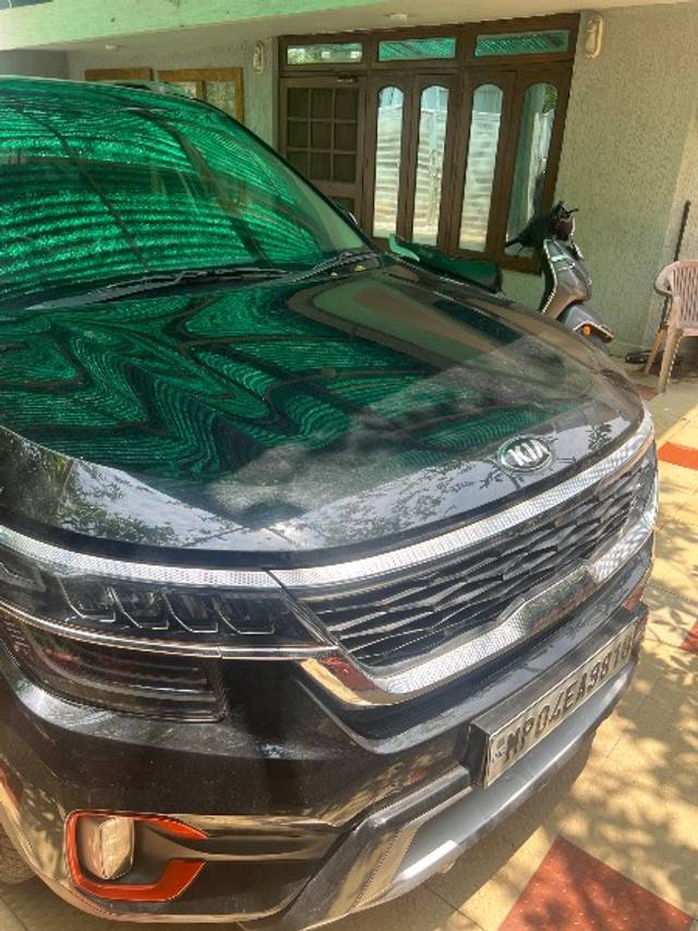 https://images10.gaadi.com/usedgaadi-sellcar/UsedCar/e5225cbda/cfeeb7a3-5a3f-47ec-9d61-dac10f979bbc.jpg?imwidth=6402