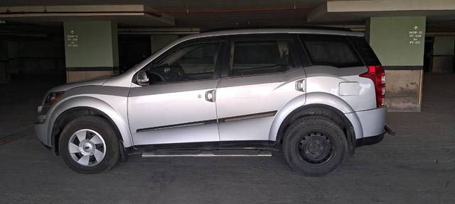 https://images10.gaadi.com/usedgaadi-sellcar/UsedCar/e522ccb4a/6f843581-5678-4eb6-bcbe-ee5cd678aaba.jpg?imwidth=6402