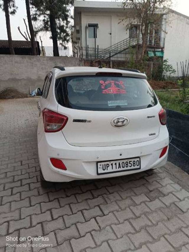 https://images10.gaadi.com/usedgaadi-sellcar/UsedCar/e522d2ada/0a8466e6-eb66-42f2-83e5-ddd221f8fb6c.jpg?imwidth=6401