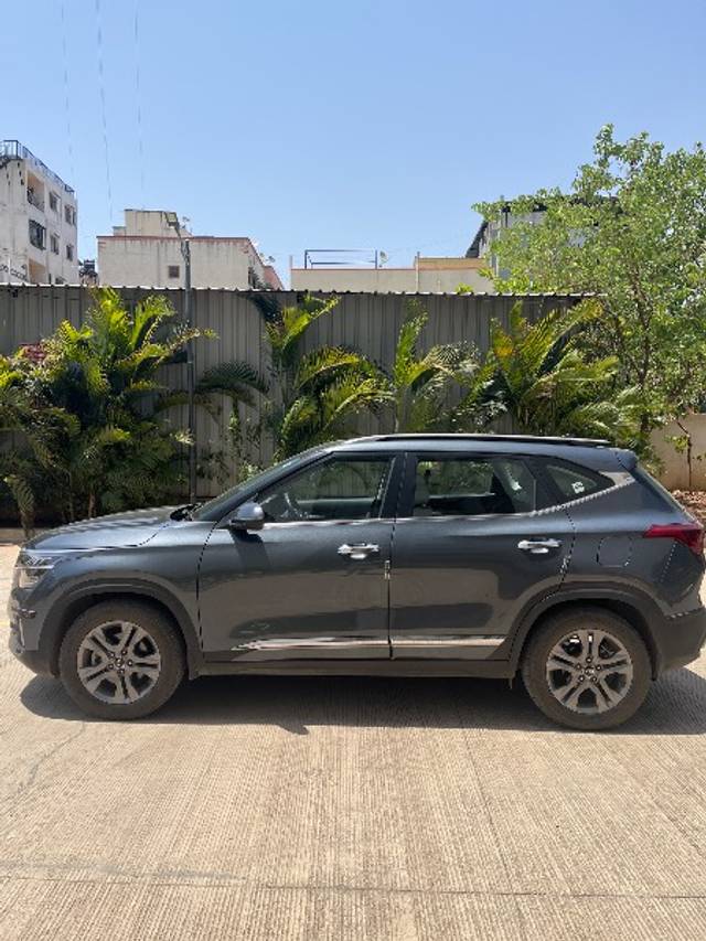 https://images10.gaadi.com/usedgaadi-sellcar/UsedCar/e5235b9ca/c7658a78-cba6-42f8-a14a-a2aad16c8c2e.jpg?imwidth=6401