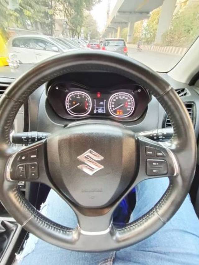 https://images10.gaadi.com/usedgaadi-sellcar/UsedCar/e5237624a/00e2ed7f-2119-47bc-a7f9-50a6f66867aa.jpeg?imwidth=6401