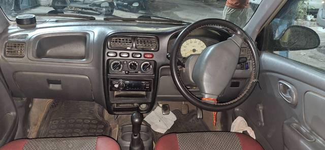 https://images10.gaadi.com/usedgaadi-sellcar/UsedCar/e5239cf0a/a969ad22-d3c7-419d-9c37-2177a1cd7587.jpg?imwidth=6402