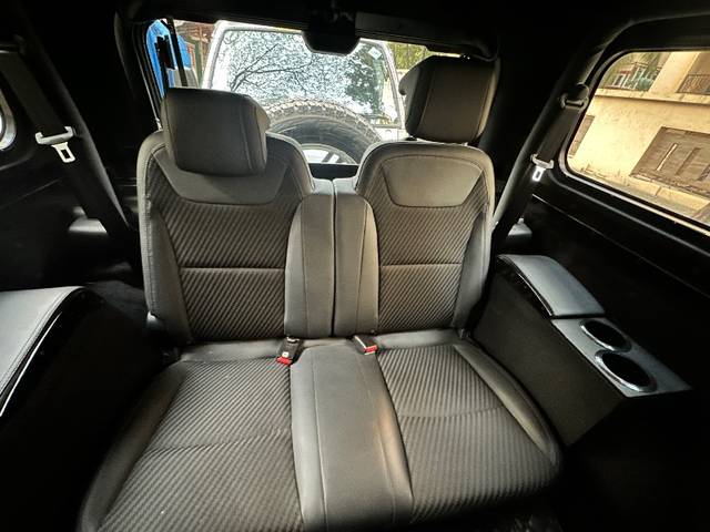 https://images10.gaadi.com/usedgaadi-sellcar/UsedCar/e523e9afa/5356d8ff-138a-4d5e-b455-60c66aa61458.jpeg?imwidth=6402
