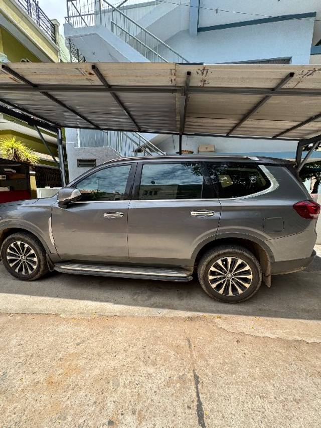 https://images10.gaadi.com/usedgaadi-sellcar/UsedCar/e52467c7a/878375af-eaad-4978-adbc-21cf1392ab7c.jpeg?imwidth=6401