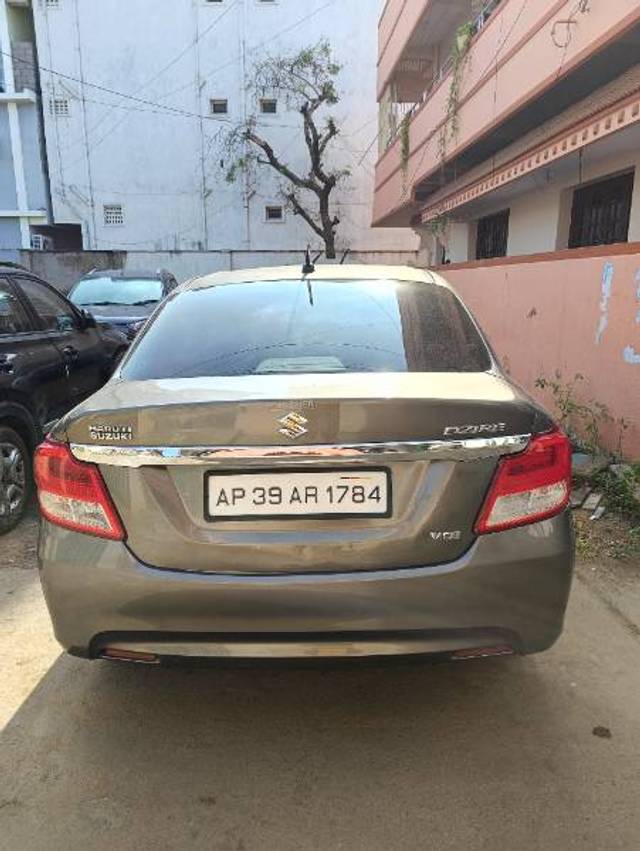 https://images10.gaadi.com/usedgaadi-sellcar/UsedCar/e524db56a/92fd5fe0-bcea-427d-8fbc-e9e290d9f486.jpg?imwidth=6401